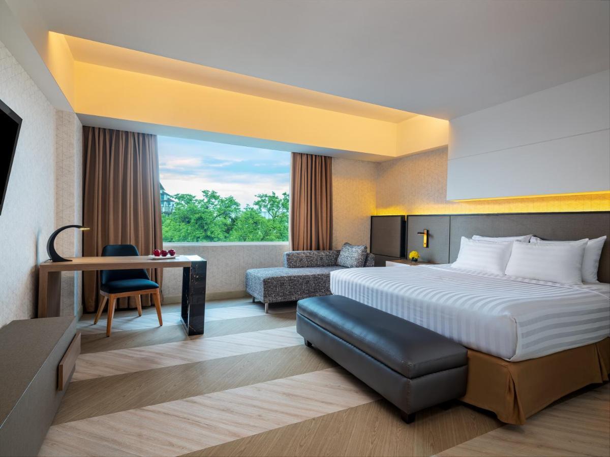 Aston Makassar Hotel & Convention Center Εξωτερικό φωτογραφία