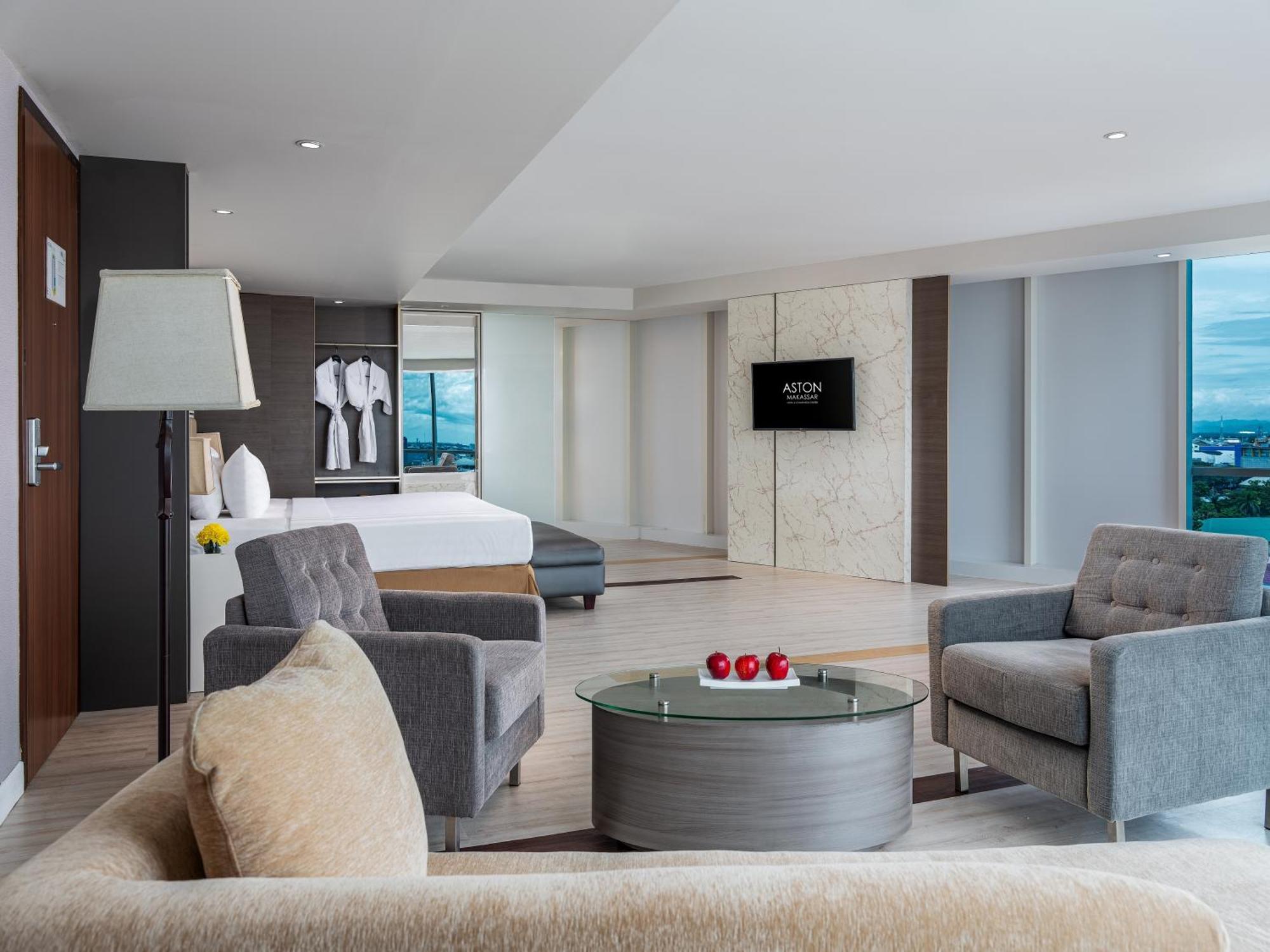 Aston Makassar Hotel & Convention Center Εξωτερικό φωτογραφία