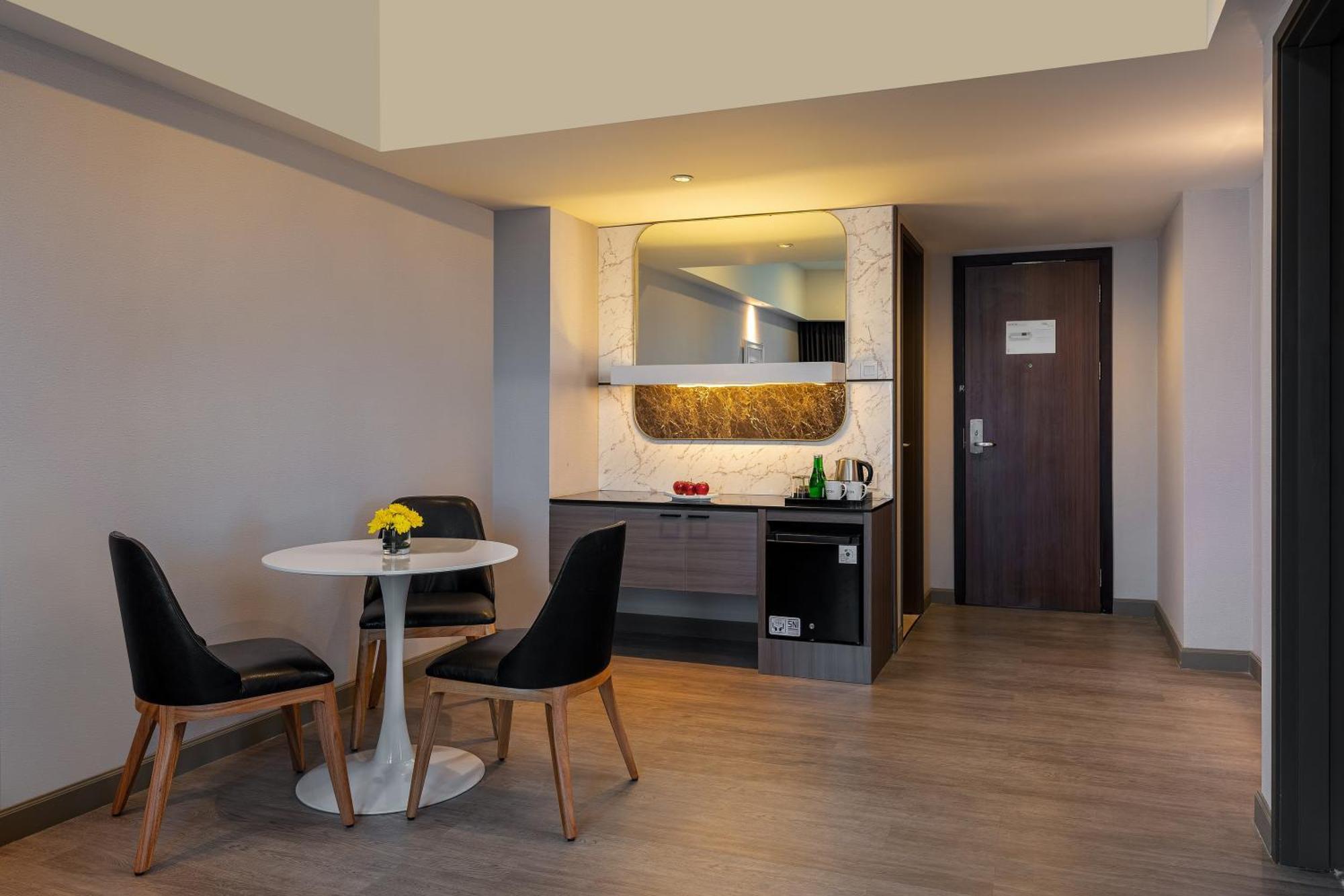 Aston Makassar Hotel & Convention Center Εξωτερικό φωτογραφία