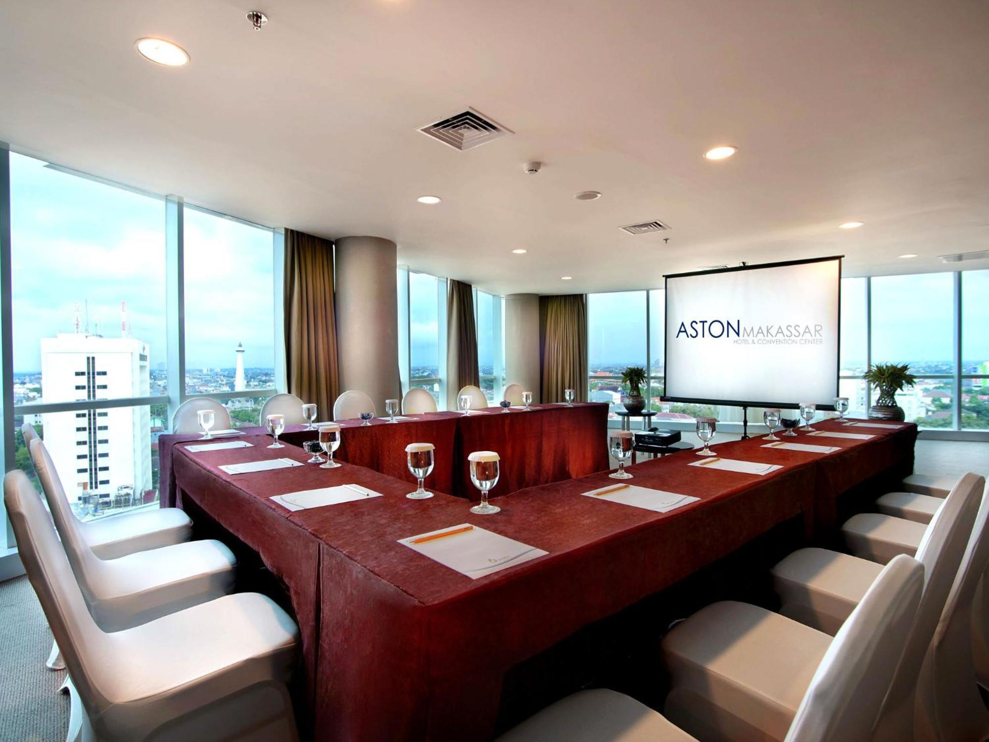 Aston Makassar Hotel & Convention Center Εξωτερικό φωτογραφία