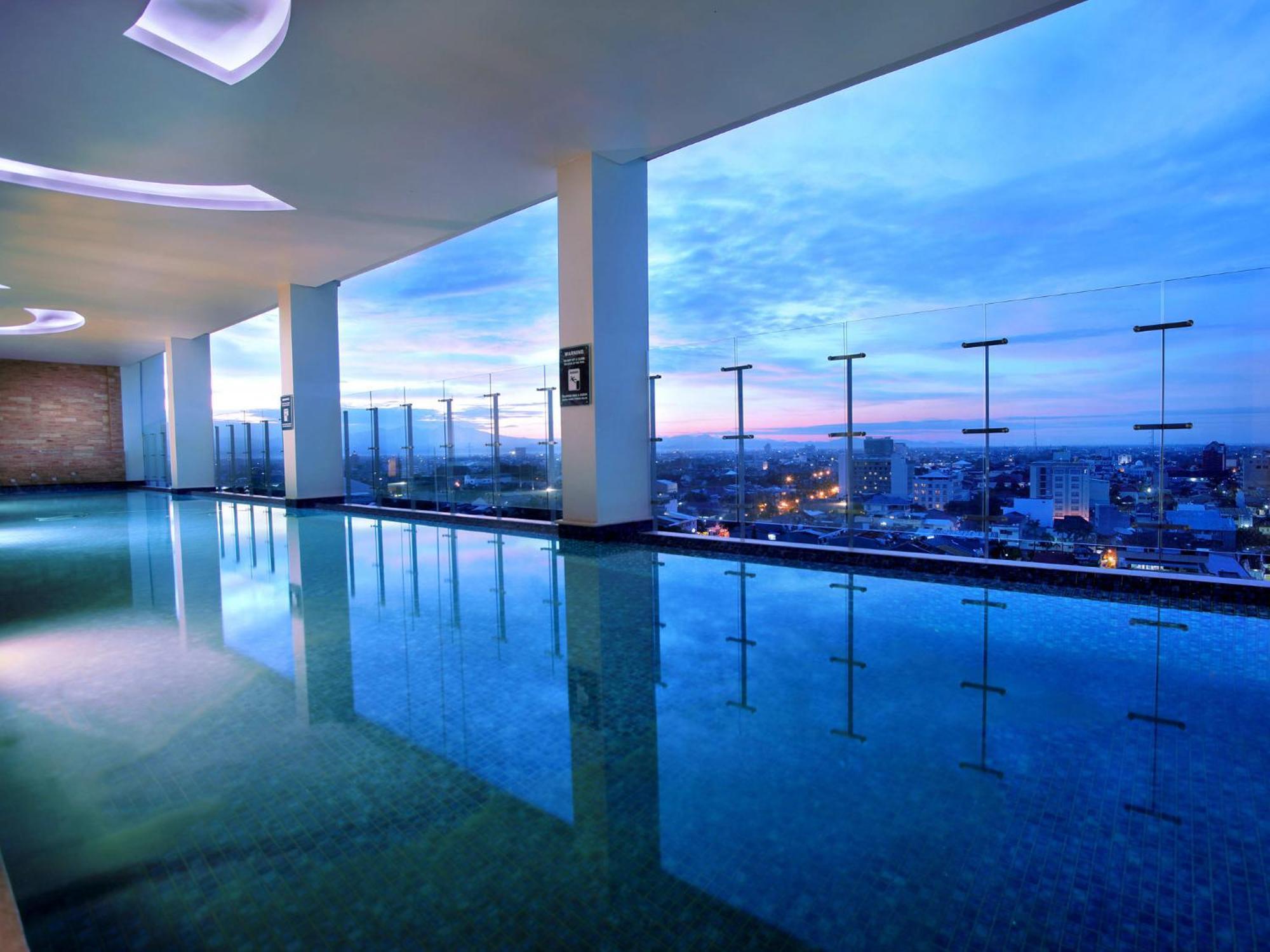 Aston Makassar Hotel & Convention Center Εξωτερικό φωτογραφία