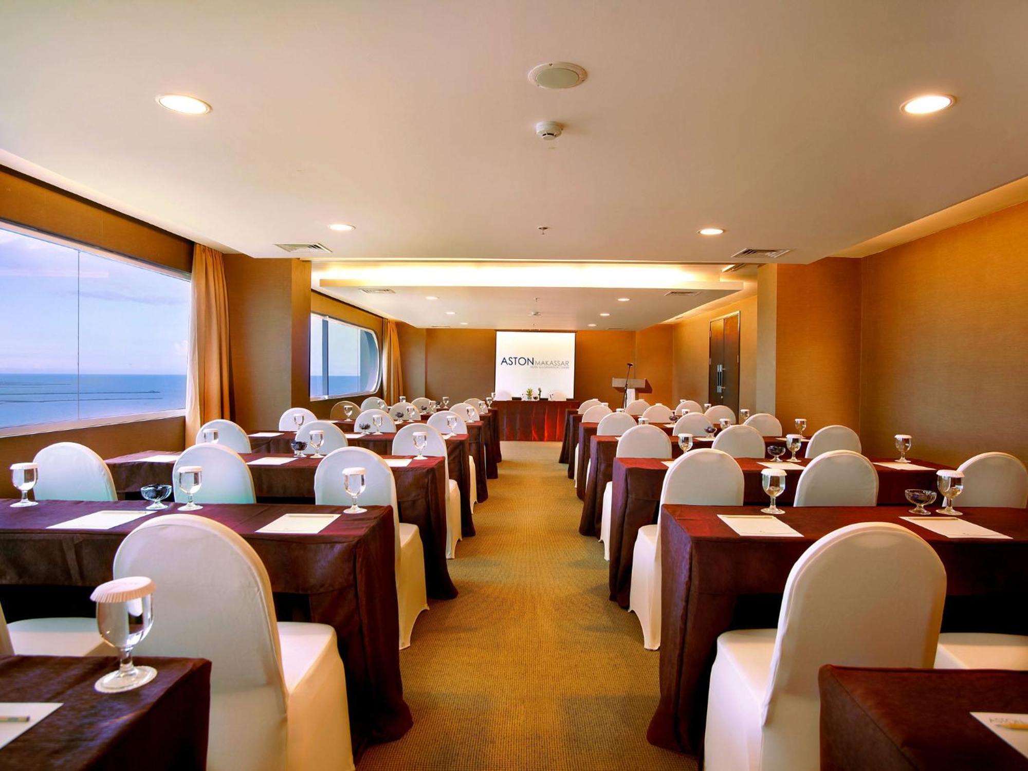 Aston Makassar Hotel & Convention Center Εξωτερικό φωτογραφία