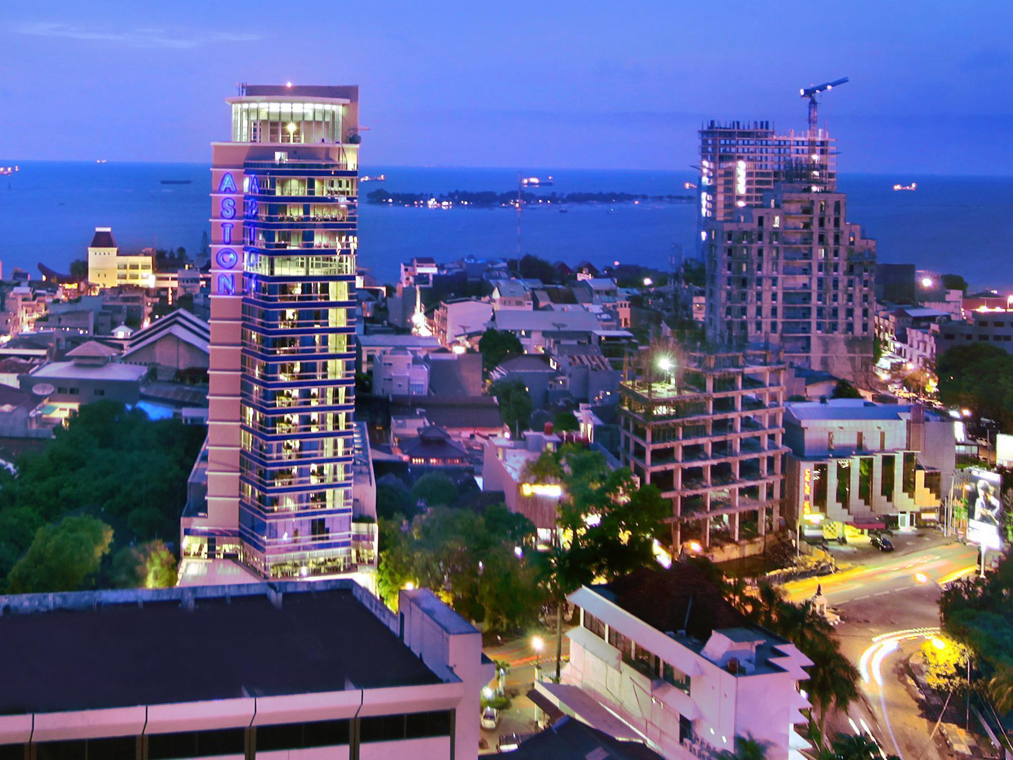 Aston Makassar Hotel & Convention Center Εξωτερικό φωτογραφία